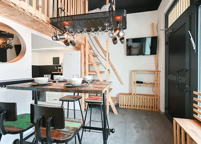 Apartma N'poznam Zupa * Ljubljana